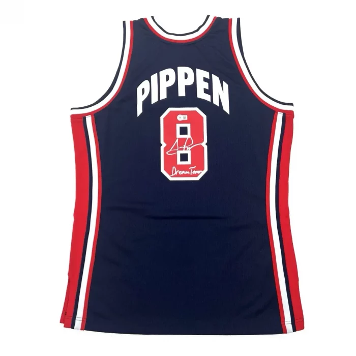 Scottie PIPPEN - Maillot Mitchell&Ness Authentic TEAM USA signé et inscription "Dream Team". COA Beckett.