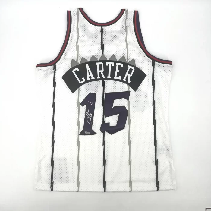 Vince CARTER - Maillot Mitchell&Ness Swingman Raptors signé. COA Fanatics.